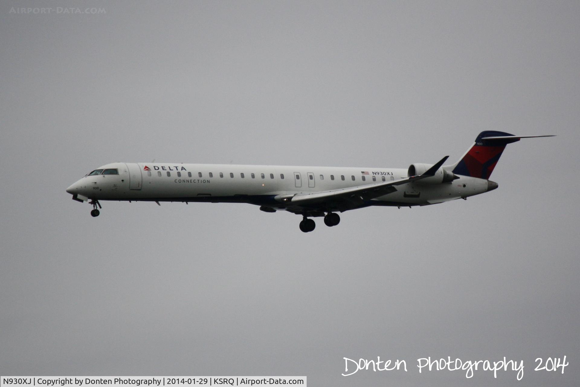 N930XJ, 2008 Bombardier CRJ-900ER (CL-600-2D24) C/N 15192, Delta Flight 3493 operated by Endeavor (N930XJ) arrives at Sarasota-Bradenton International Airport following a flight from LaGuardia Airport