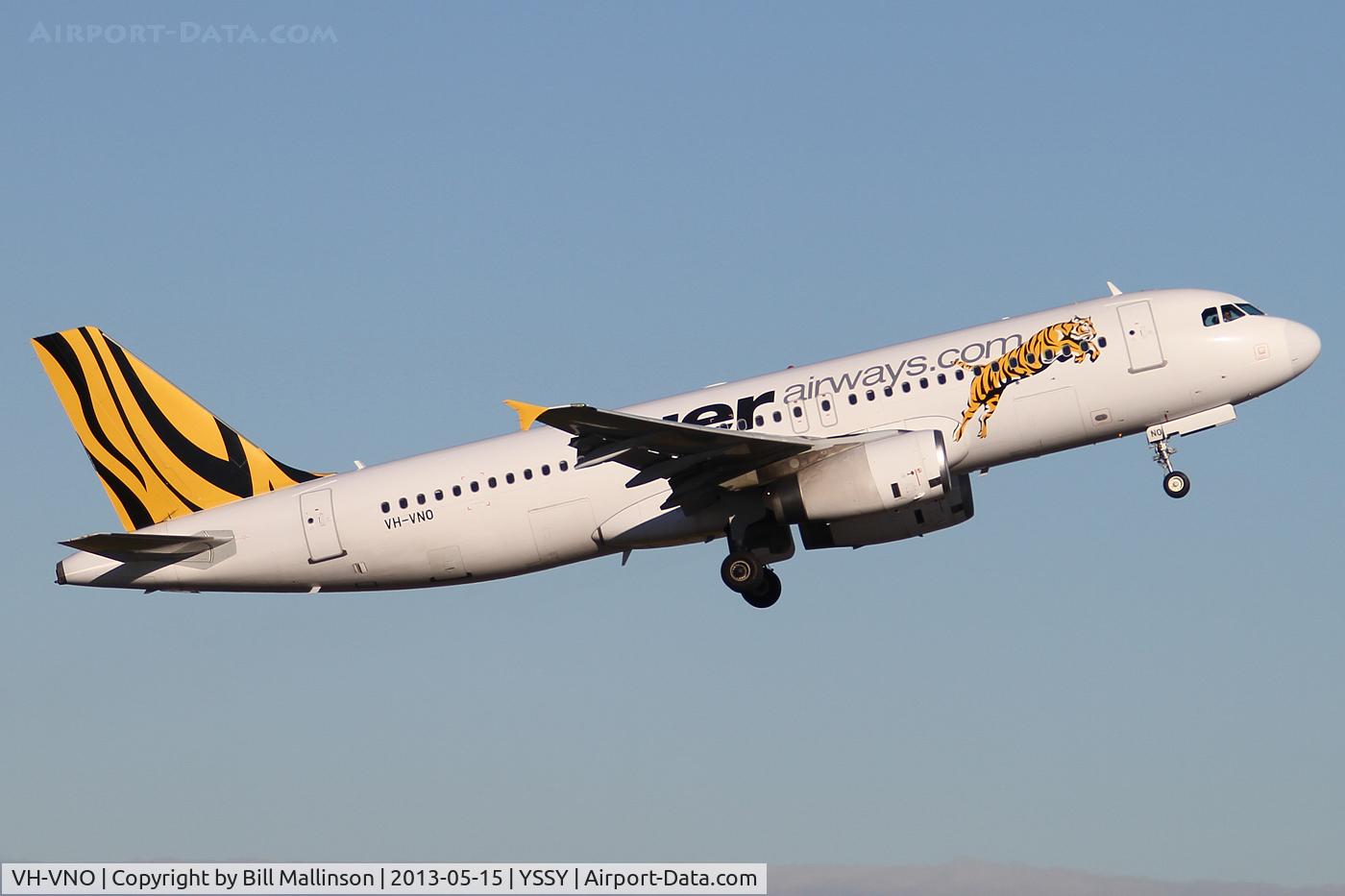 VH-VNO, 2009 Airbus A320-232 C/N 4053, AWAY FROM 34L