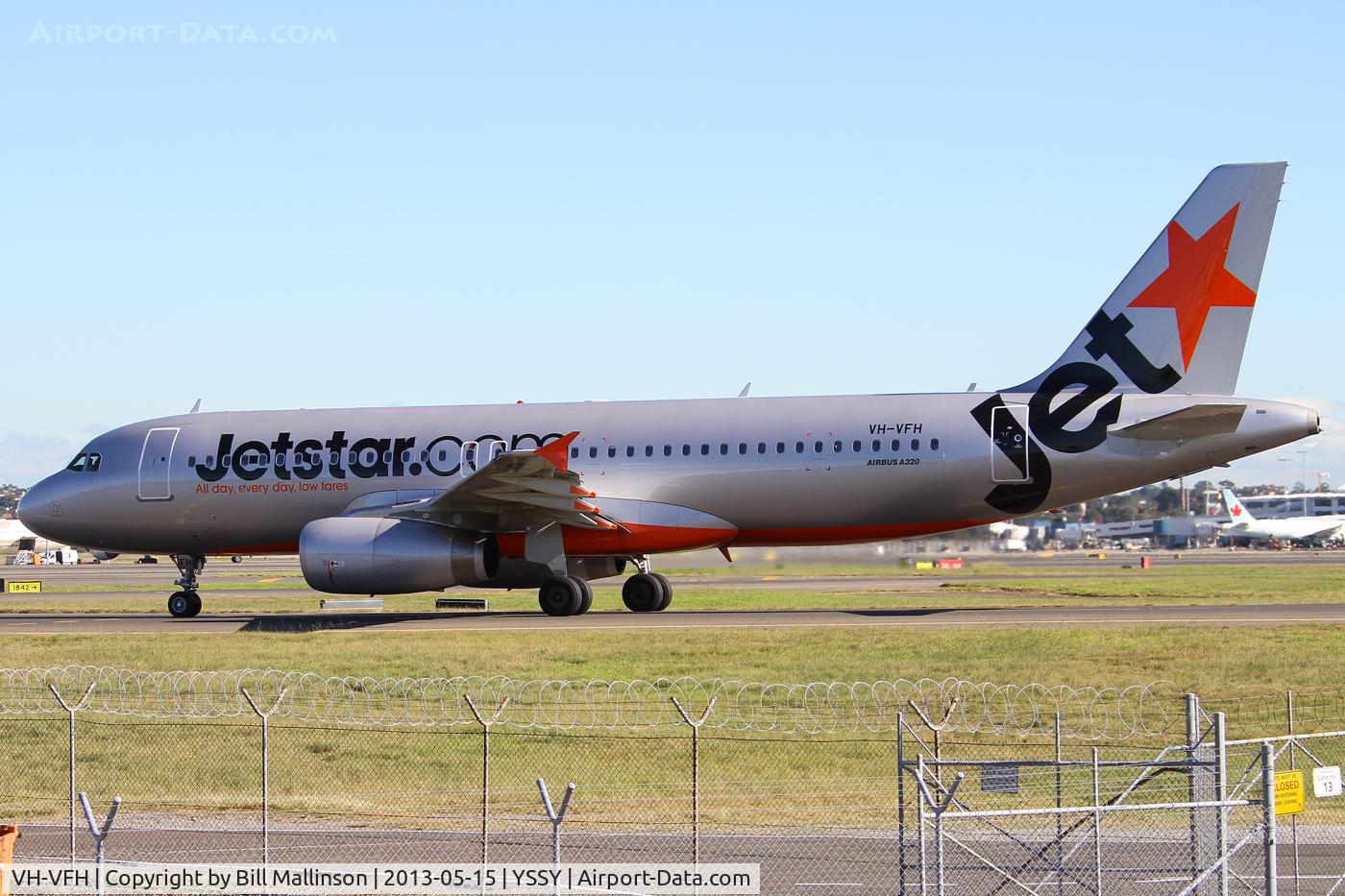VH-VFH, 2012 Airbus A320-232 C/N 5211, TAXI TO 34R