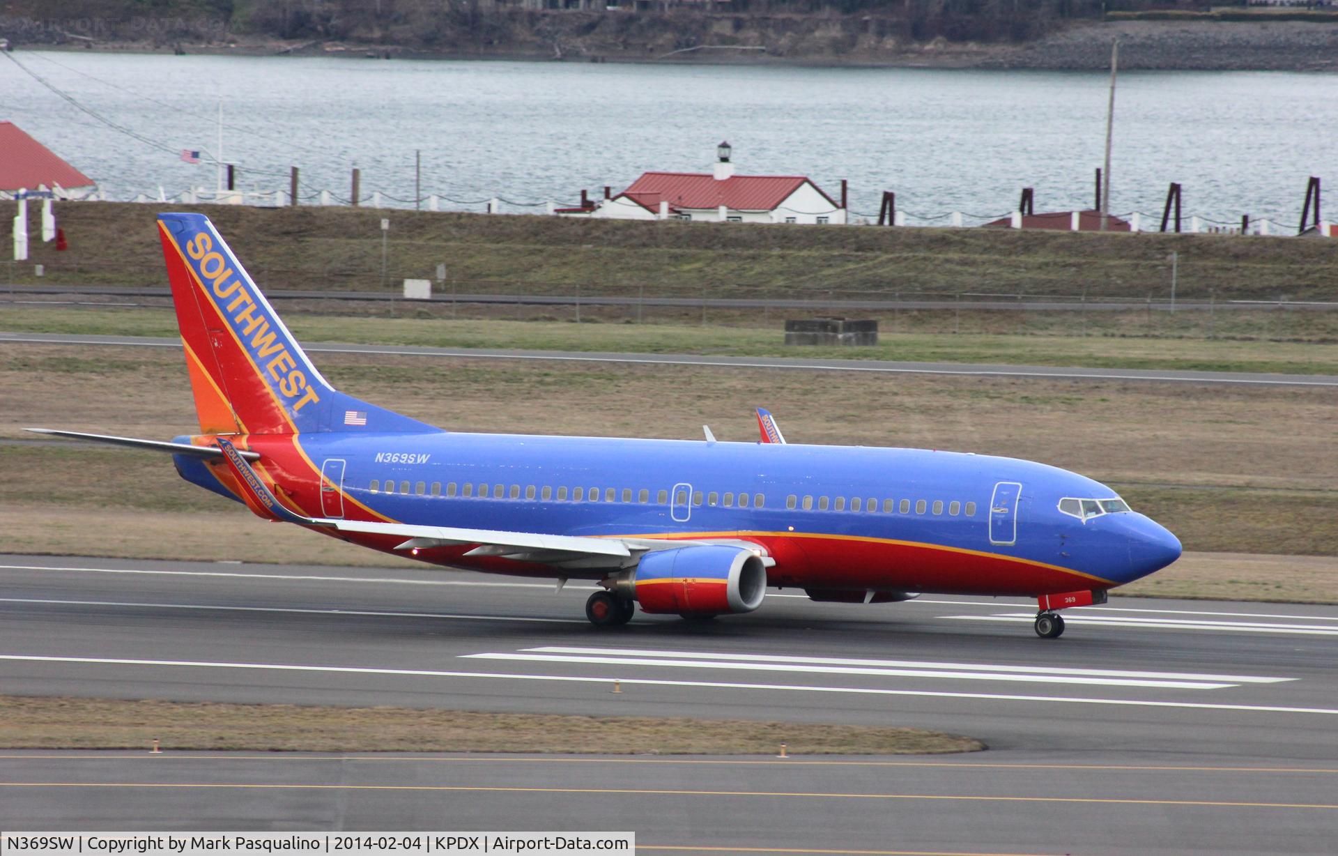 N369SW, 1993 Boeing 737-3H4 C/N 26580, Boeing 737-300
