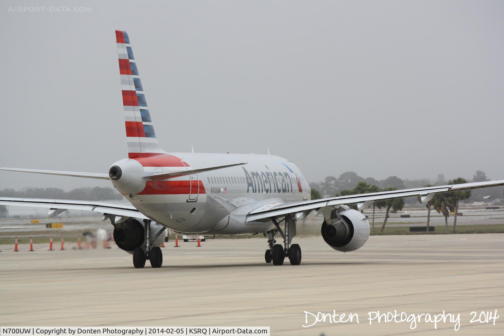 N700UW, 1998 Airbus A319-112 C/N 0885, US Air Flight 2090 (N700UW) prepares for flight at Sarasota-Bradenton International Airport