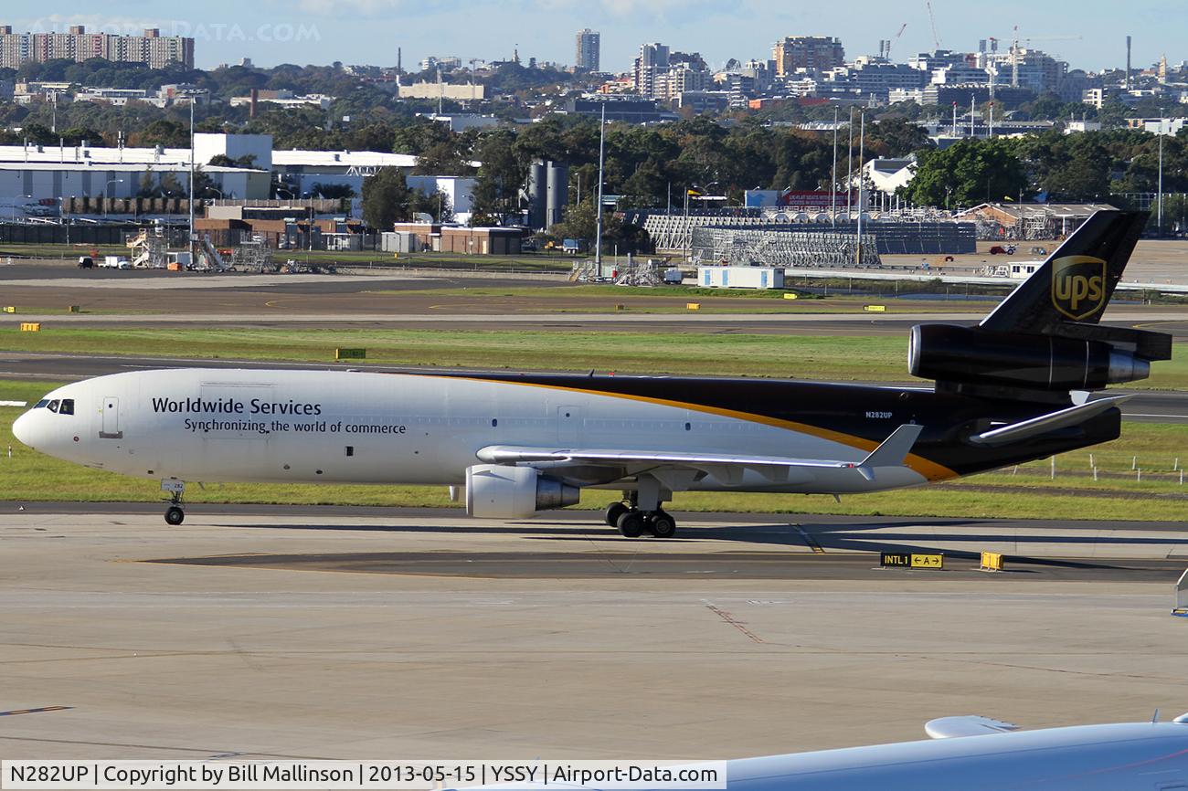 N282UP, 1991 McDonnell Douglas MD-11F C/N 48452, TAXIING TO CARGO AREA