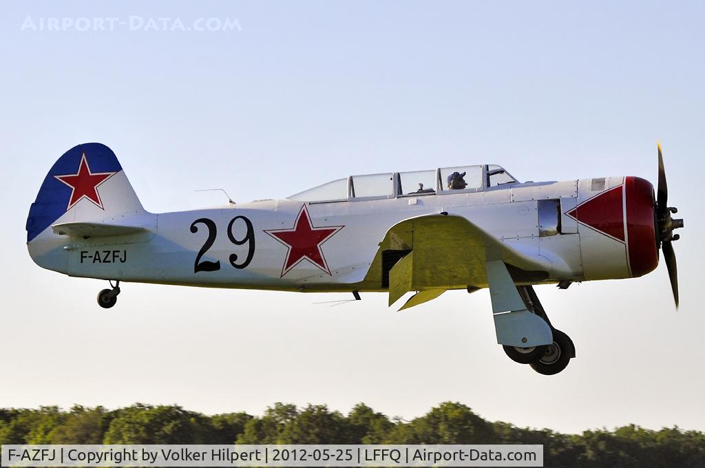 F-AZFJ, Yakovlev Yak-11 C/N 25 III/02, at lffq