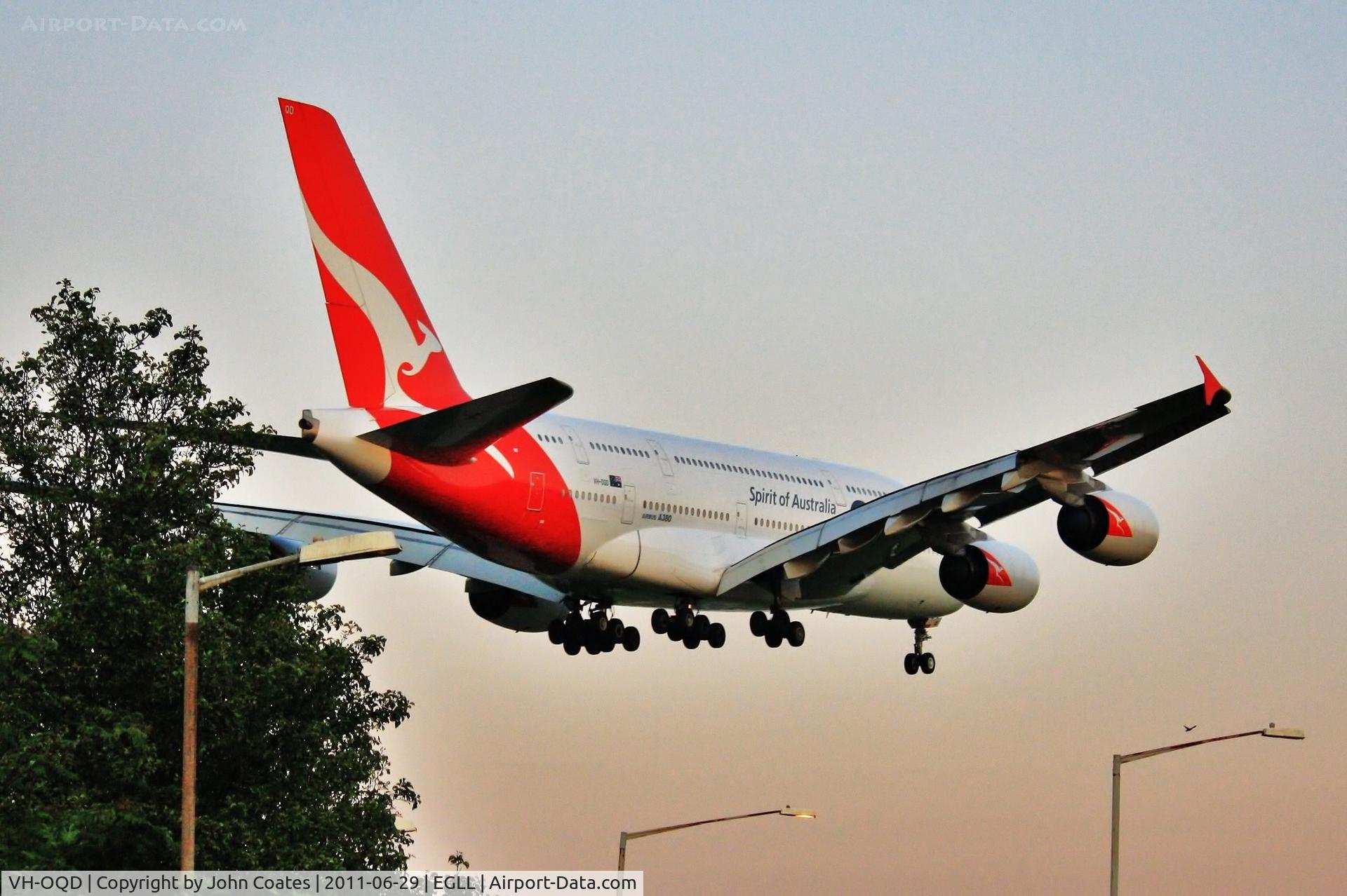 VH-OQD, 2008 Airbus A380-842 C/N 026, Over the A30 to touchdown