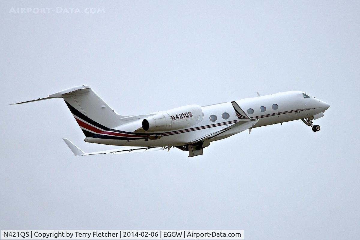 N421QS, 2008 Gulfstream Aerospace GIV-X (G450) C/N 4114, 2008 Gulfstream Aerospace GIV-X (G450), c/n: 4114 departs Luton
