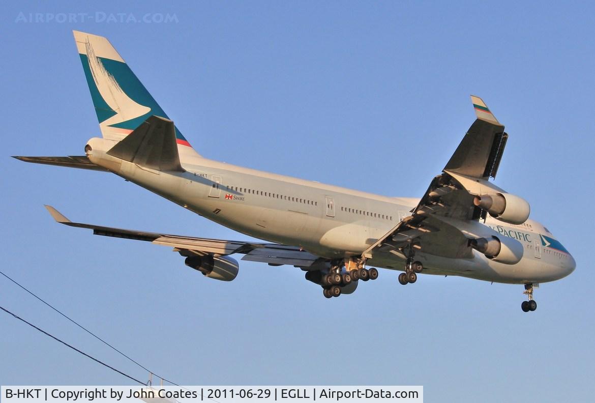 B-HKT, 1992 Boeing 747-412 C/N 27132, Across the A30 for a dawn touchdown