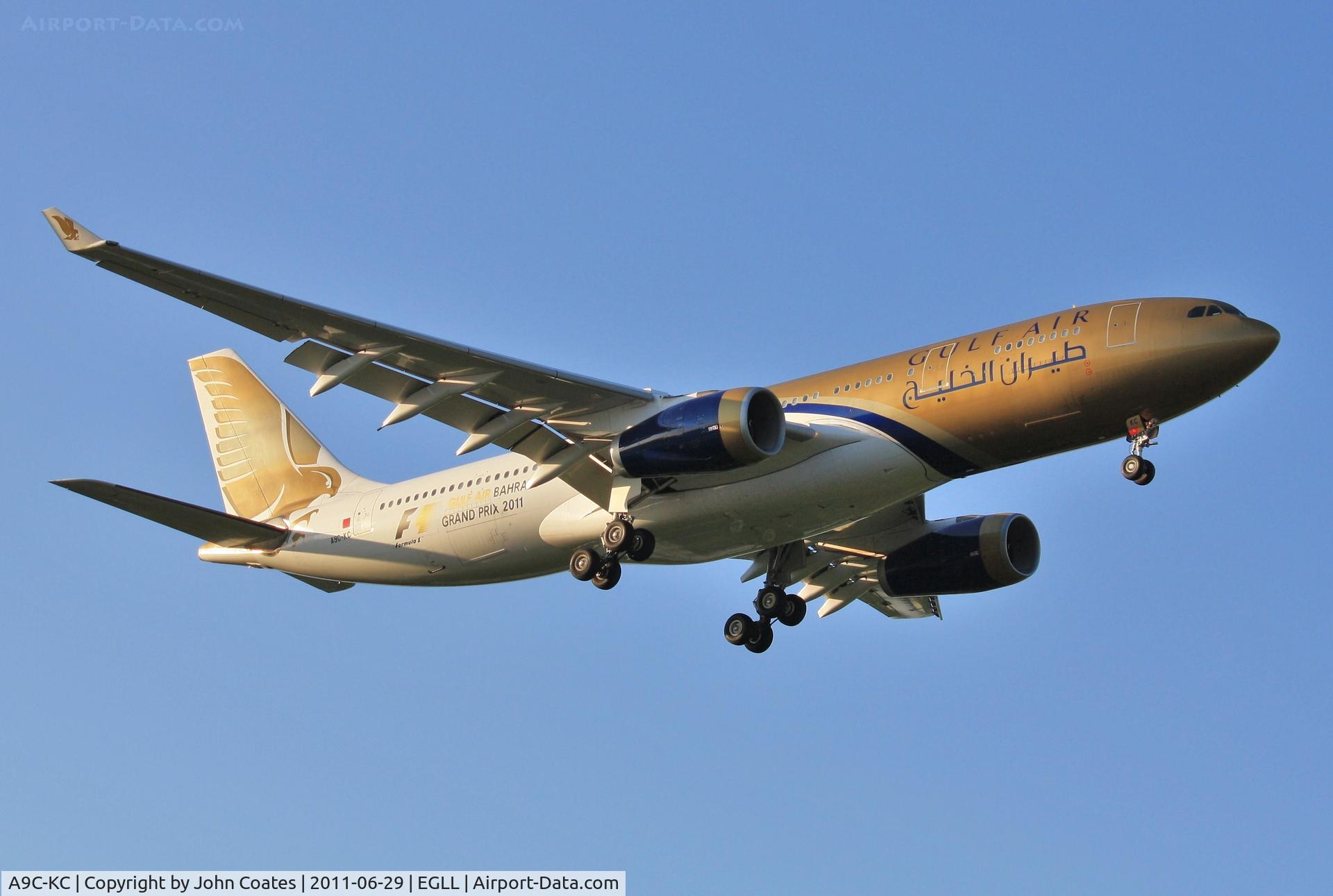 A9C-KC, 1999 Airbus A330-243 C/N 286, Early morning finals to 27L