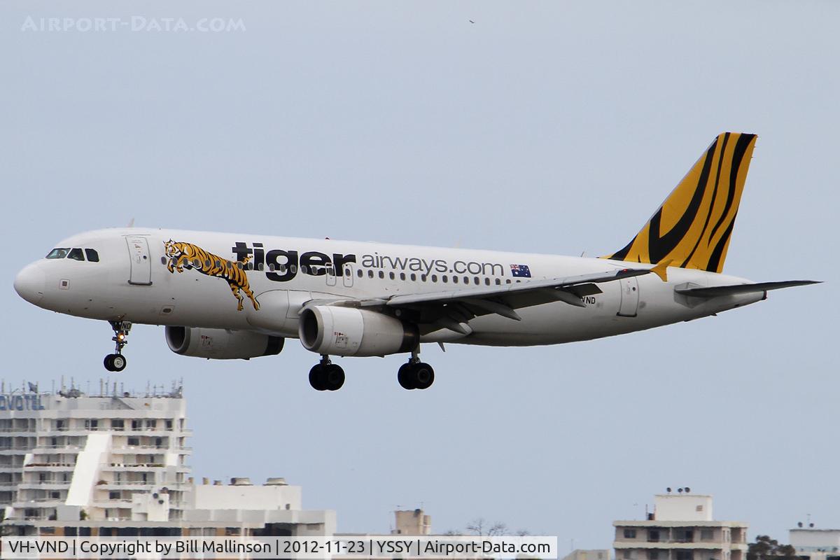 VH-VND, 2007 Airbus A320-232 C/N 3296, FINALS TO 07