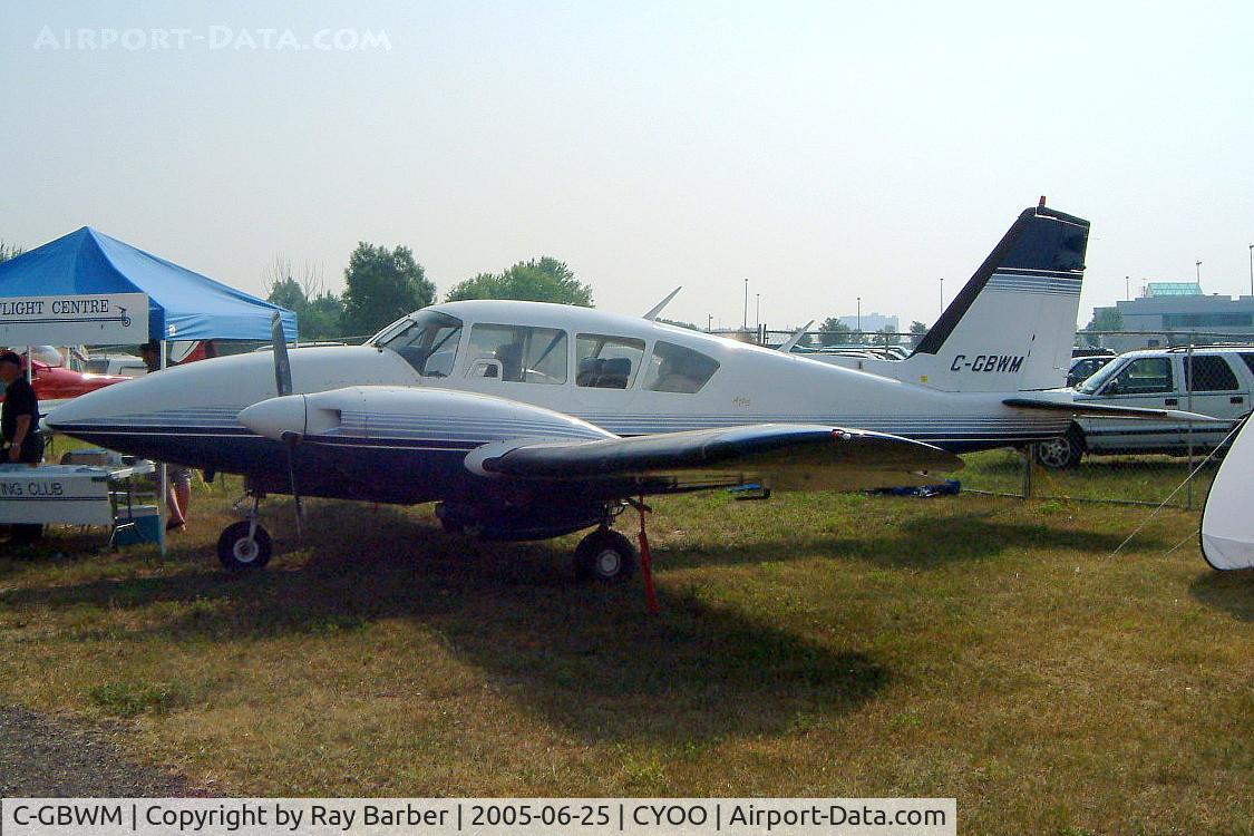 C-GBWM, 1971 Piper PA-23-250 C/N 27 4721, Piper PA-23-250 Aztec E [27-4721] Oshawa~C 25/06/2005