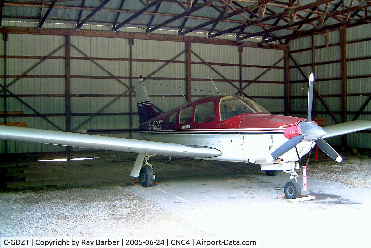 C-GDZT, 1976 Piper PA-28R-200 C/N 28R-7635247, Piper PA-28R-200 Cherokee Arrow II [28R-7635247] Guelph~C 24/06/2005