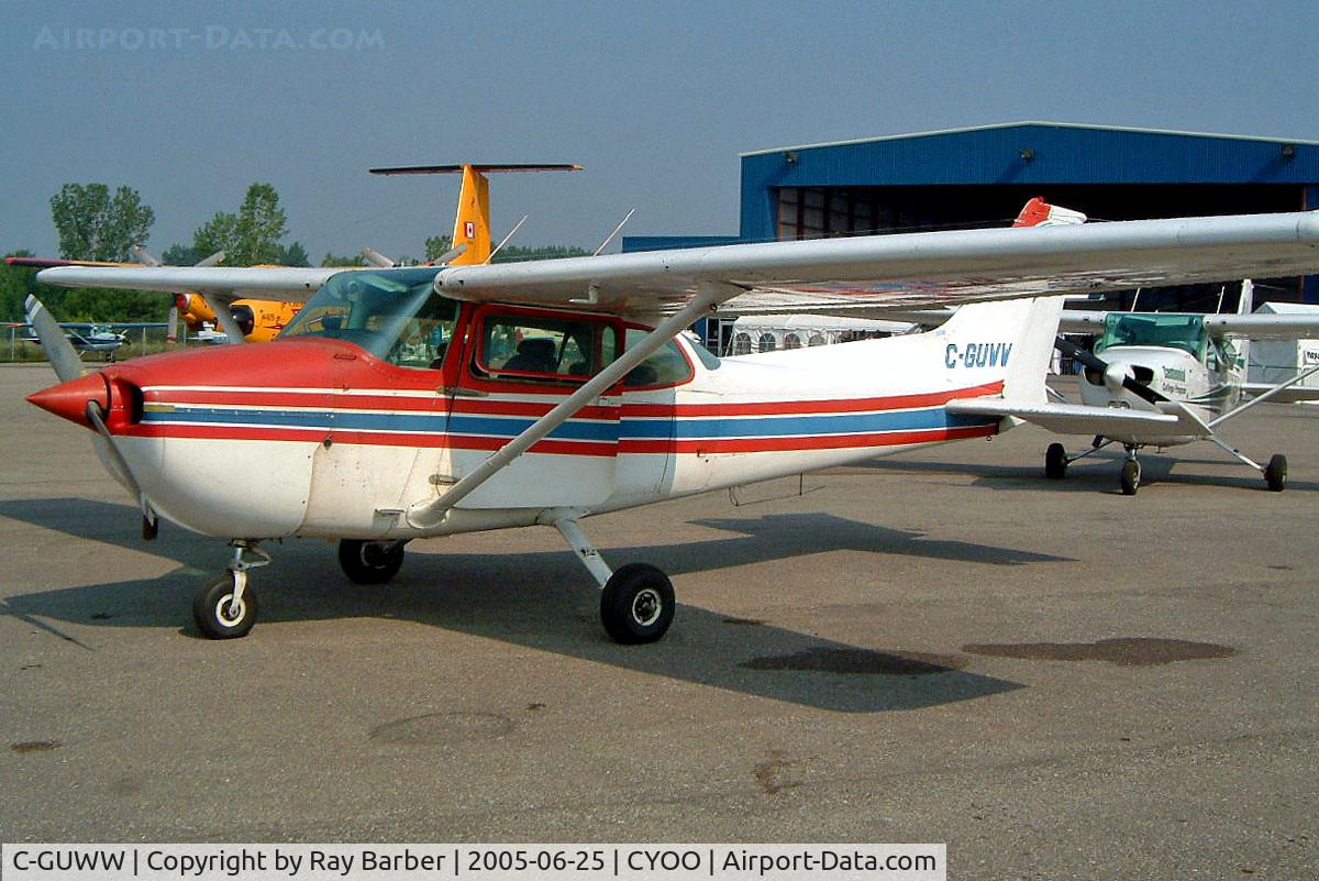 C-GUWW, 1977 Cessna 172N C/N 17268776, Cessna 172N Skyhawk [172-68776] Oshawa~C 25/06/2005