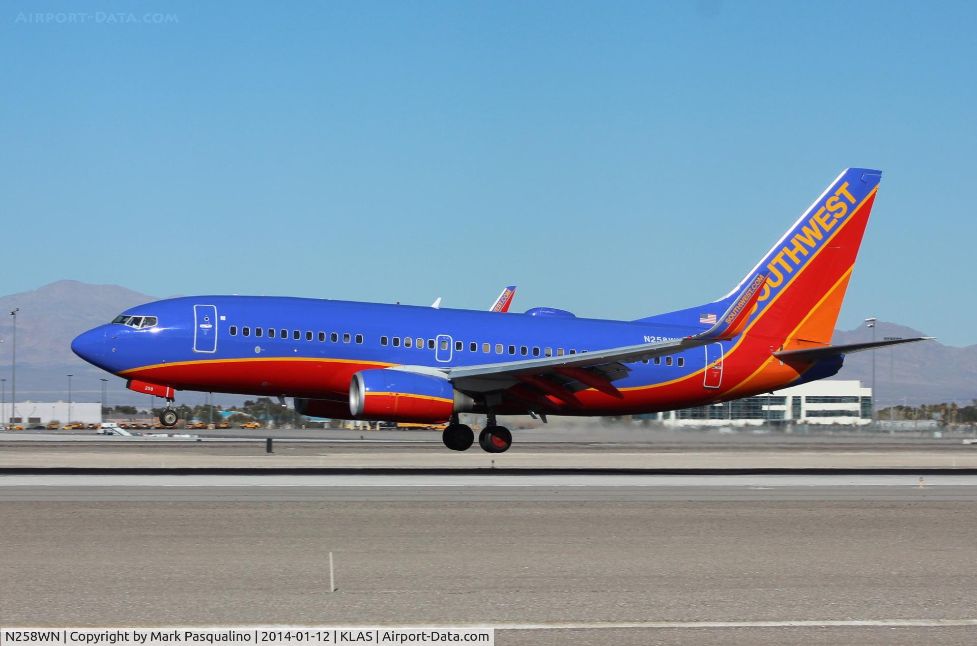N258WN, 2006 Boeing 737-7H4 C/N 32516, Boeing 737-700
