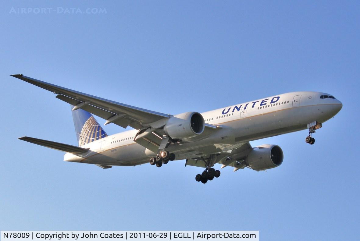 N78009, 1999 Boeing 777-224 C/N 29479, Early morning finals to 27L