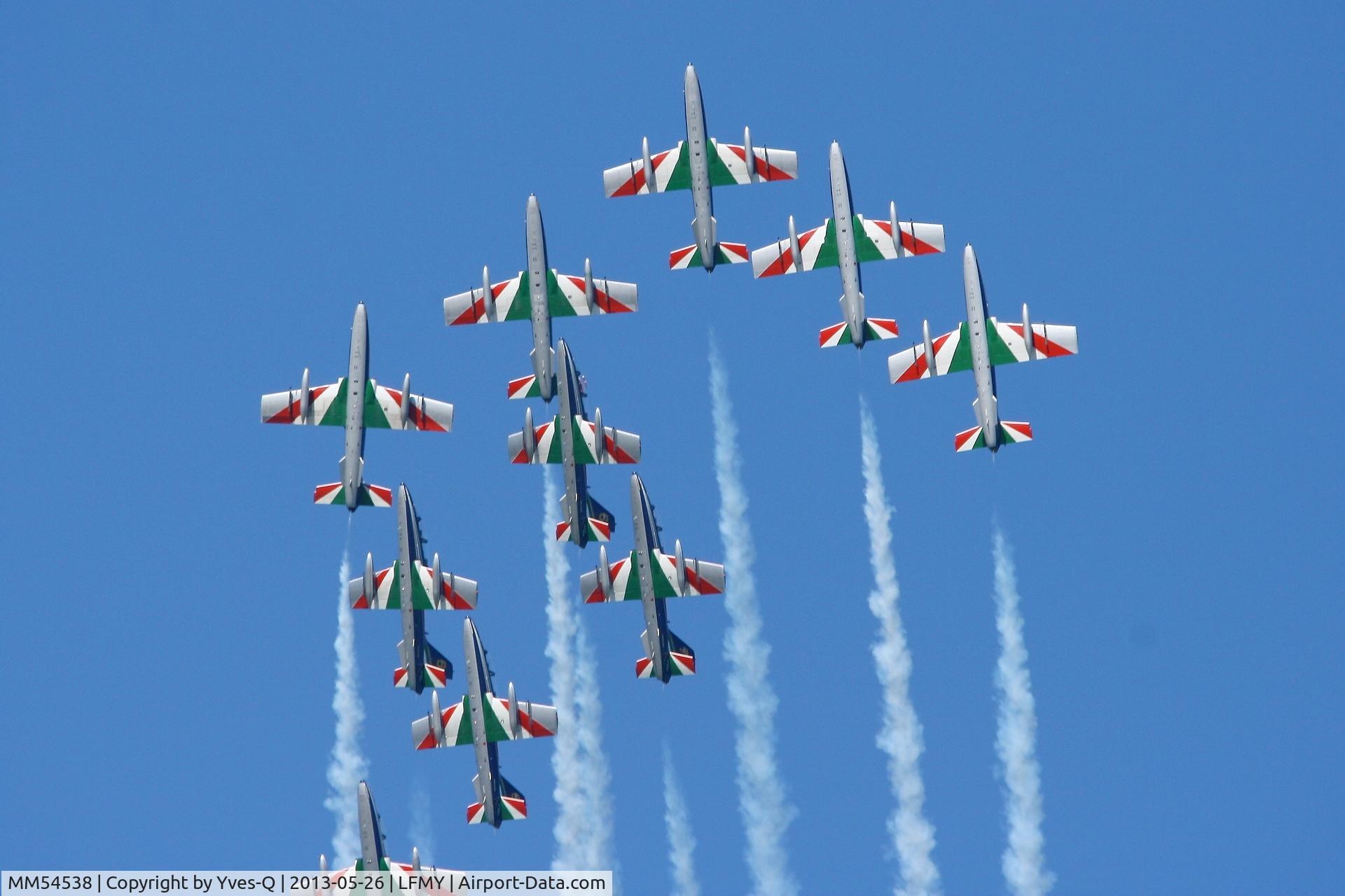 MM54538, Aermacchi MB-339PAN C/N 6759/154/AA070, Italian Air Force Aermacchi MB-339PAN, Number 1 in may 2013, Frecce Tricolori Aerobatic Team Leader, Salon De Provence Air Base 701 (LFMY) Open day 2013
