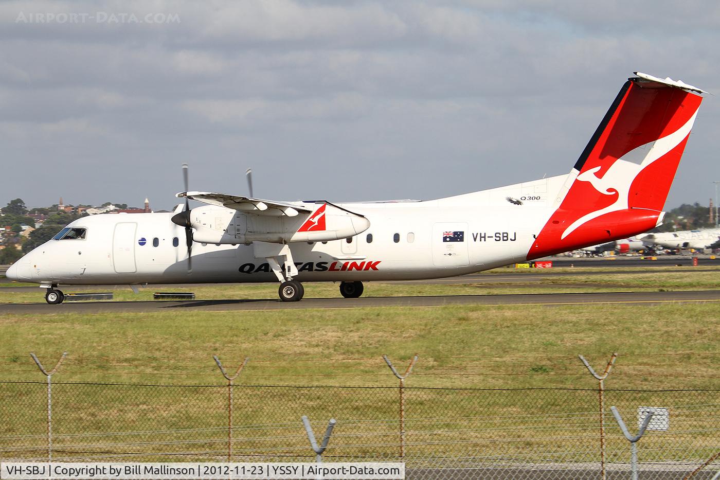 VH-SBJ, 2001 De Havilland Canada DHC-8-315Q Dash 8 C/N 578, TAXI TO 34R
