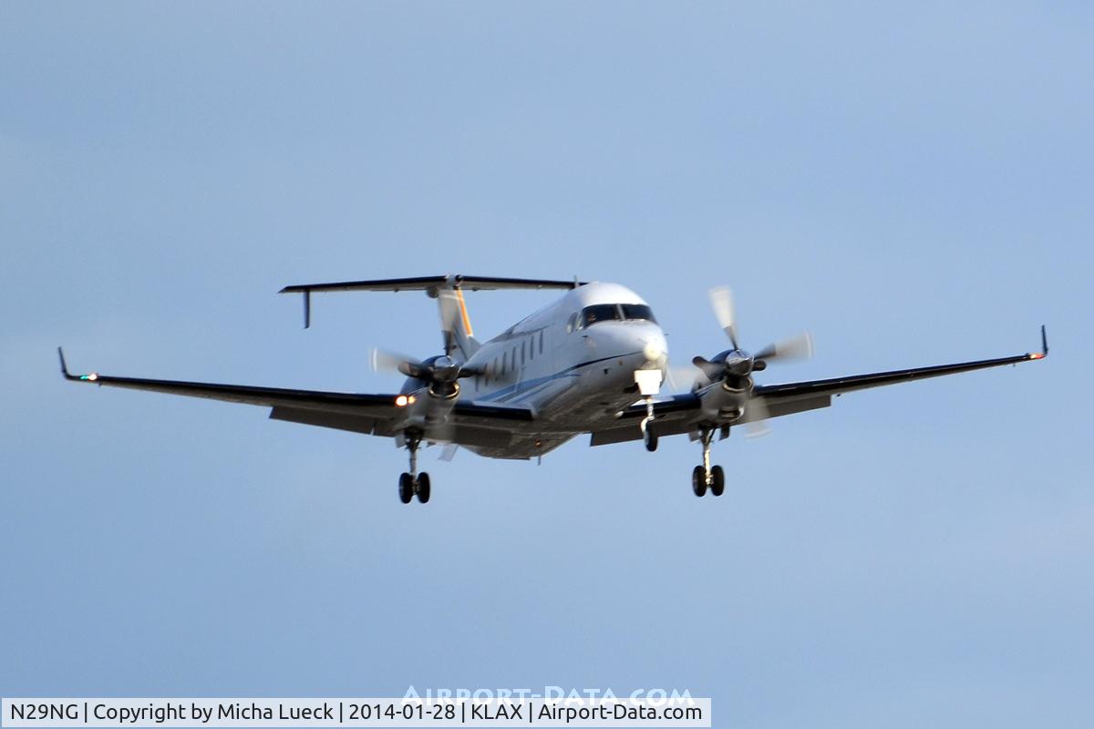 N29NG, 1997 Beech 1900D C/N UE-303, At LAX