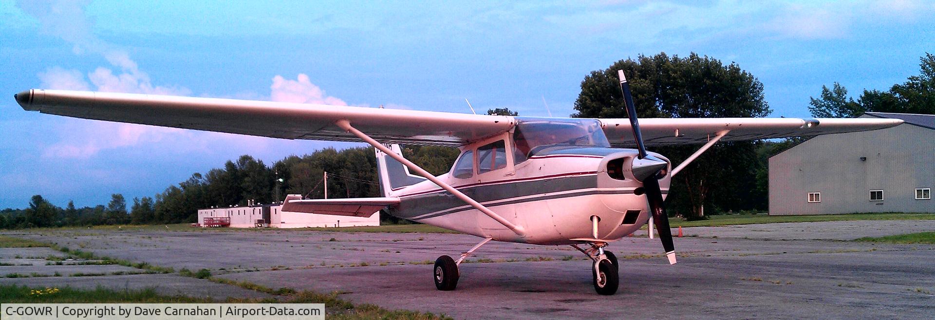 C-GOWR, 1966 Cessna 172G C/N 17253748, C-GOWR on taxiway, Deseronto airport