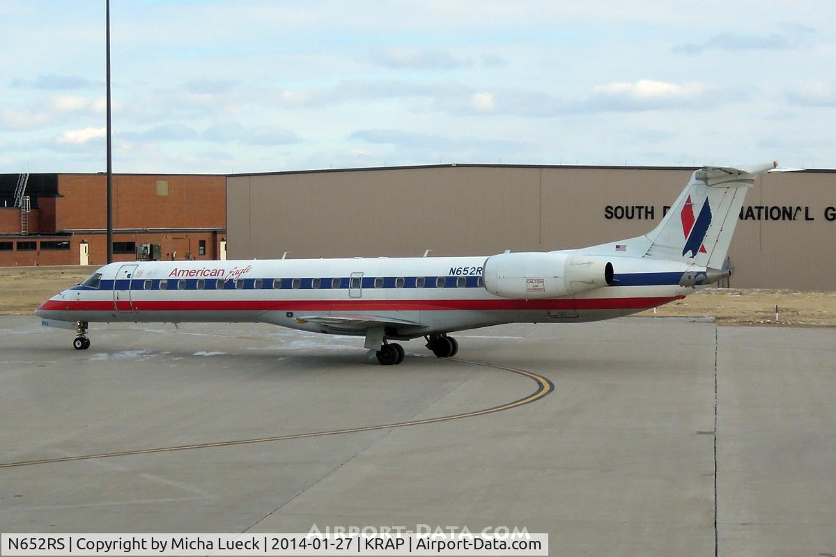 N652RS, 2001 Embraer ERJ-145LR (EMB-145LR) C/N 145432, At Rapid City