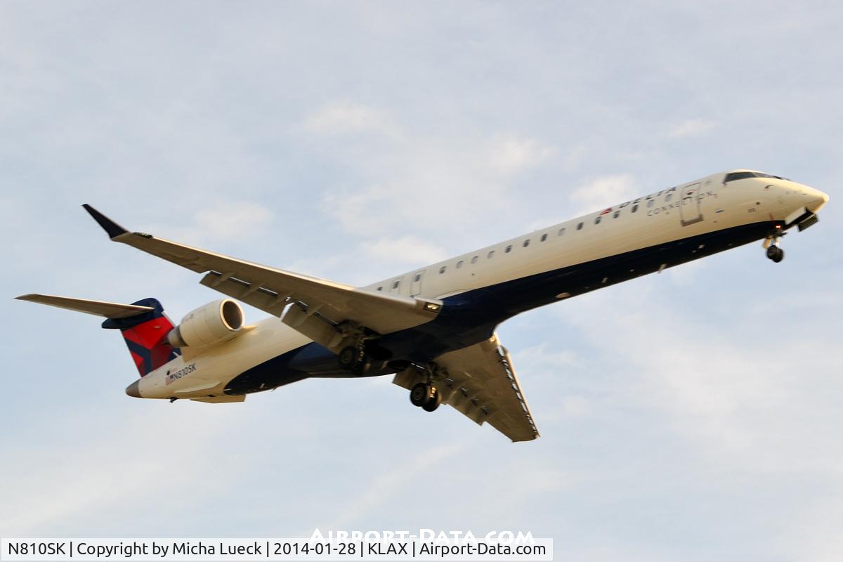 N810SK, 2006 Bombardier CRJ-900ER (CL-600-2D24) C/N 15093, At LAX