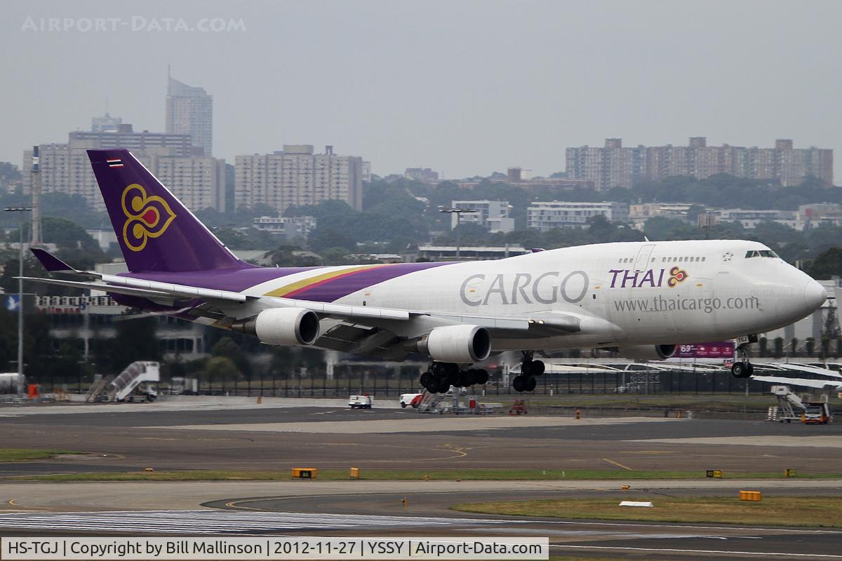 HS-TGJ, 1990 Boeing 747-4D7 C/N 24459, FINALS TO 16R