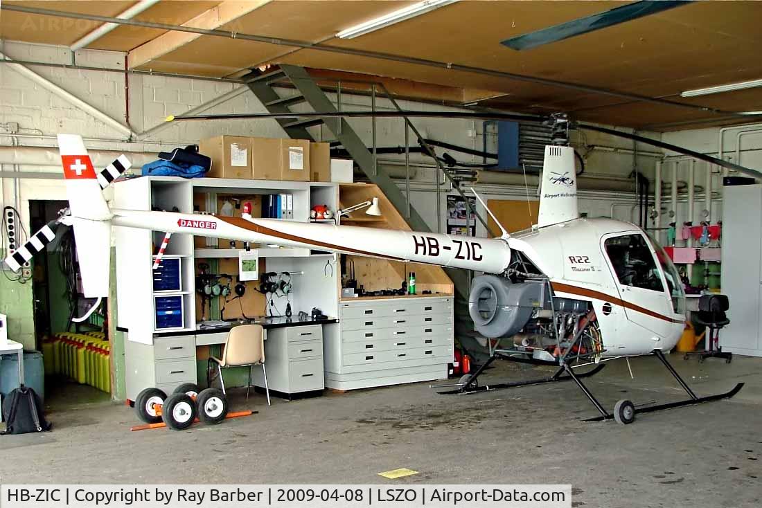 HB-ZIC, 1997 Robinson R22 Mariner C/N 2709M, Robinson R-22M Mariner II [2709M] Luzern/Beromunster~HB 08/04/2009