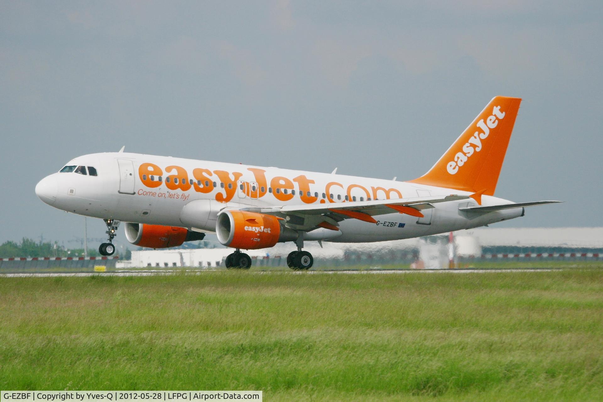 G-EZBF, 2006 Airbus A319-111 C/N 2923, Airbus A319-111, Landing Rwy 26L, Roissy Charles De Gaulle Airport (LFPG-CDG)