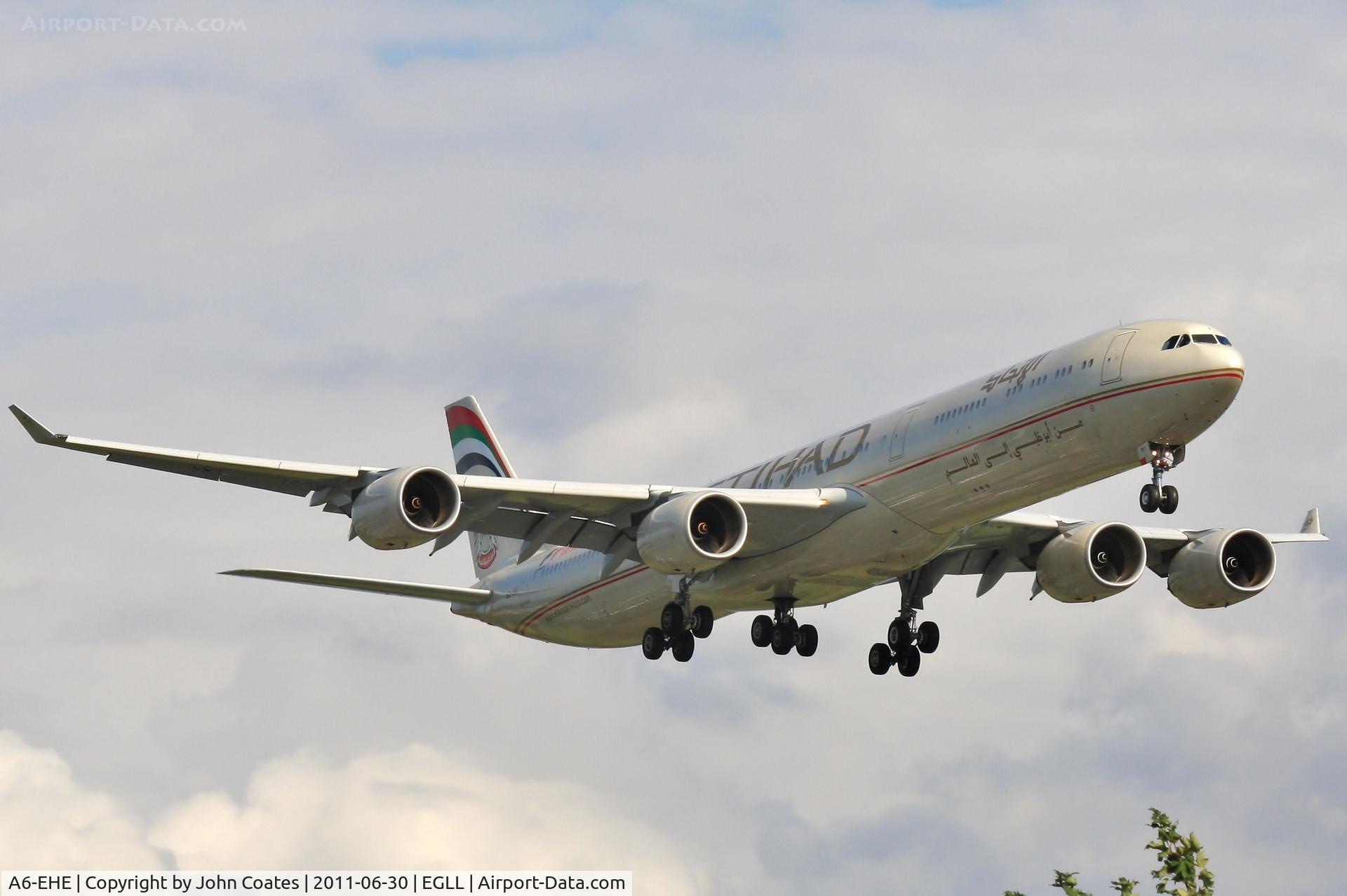 A6-EHE, 2007 Airbus A340-642X C/N 829, On approach to 27R