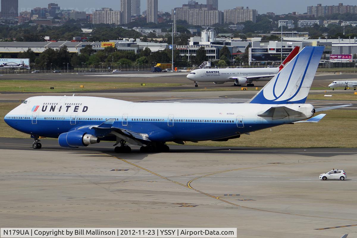 N179UA, 1991 Boeing 747-422 C/N 25158, TAXI TO 16R