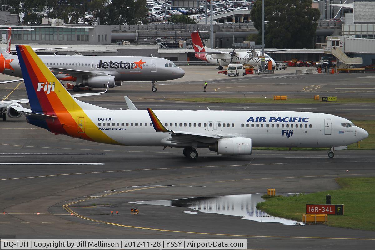 DQ-FJH, 1999 Boeing 737-8X2 C/N 29969, ROLLING ON 16R ... HOME TO NAN
