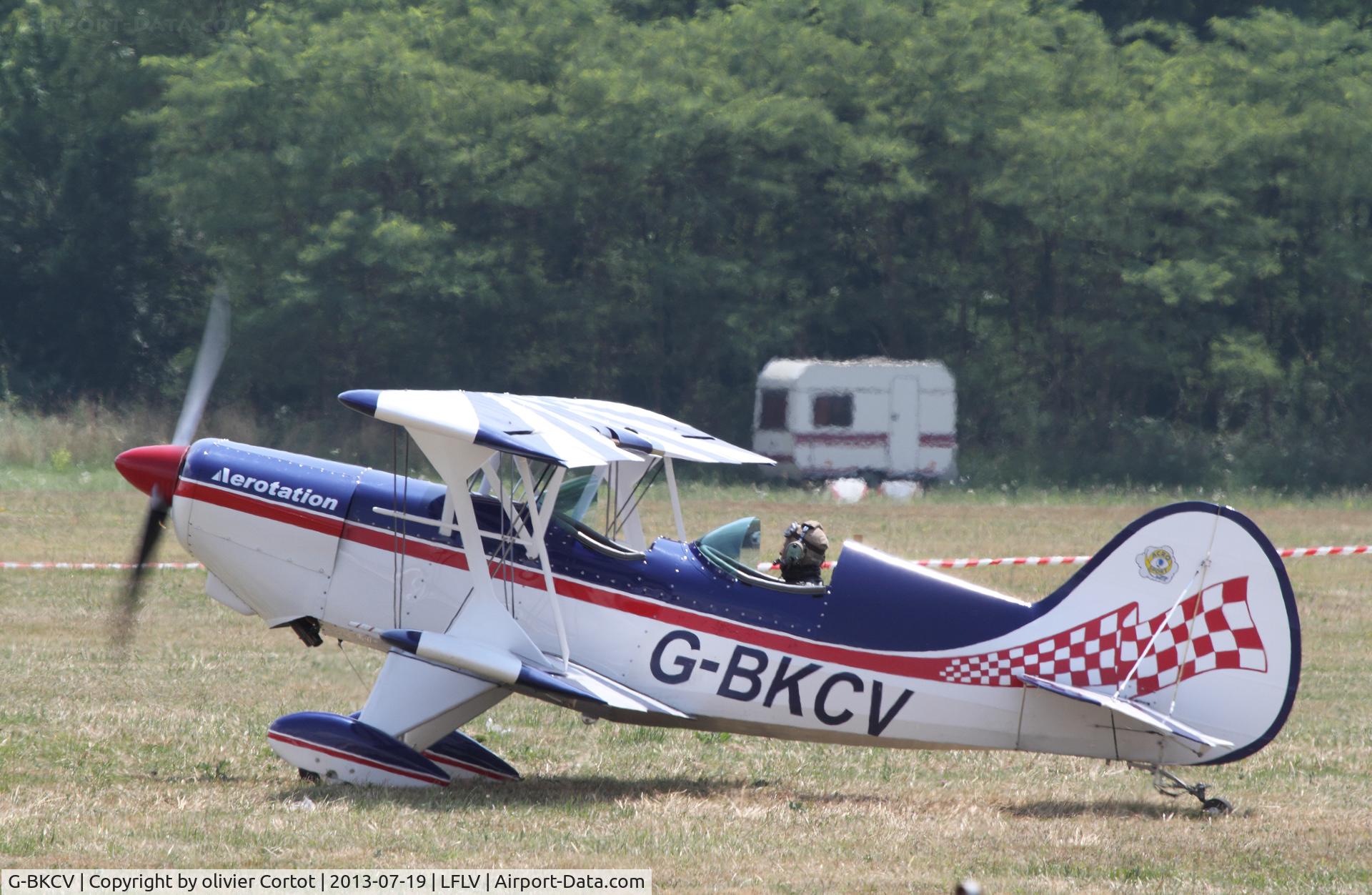 G-BKCV, 1990 EAA Acro Sport II C/N PFA 072A-10776, Vichy fly-in 2013