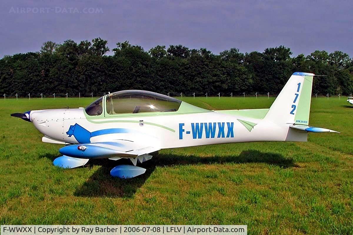 F-WWXX, Issoire APM 30 Lion C/N 1, Issoire APM-30 Lion [01] Vichy~F 08/07/2006