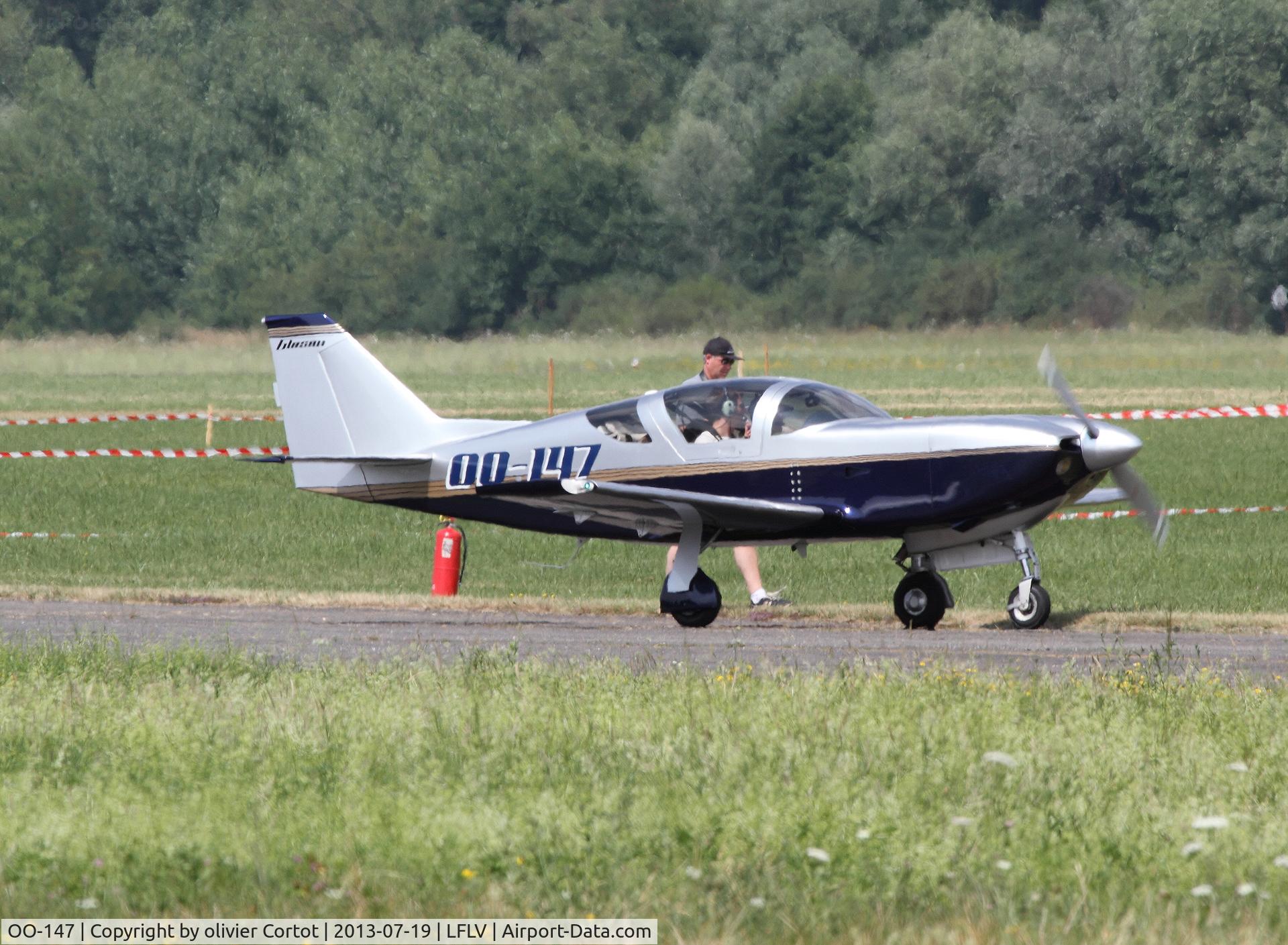 OO-147, 2007 Glasair II-S RG C/N 2378, Vichy 2013