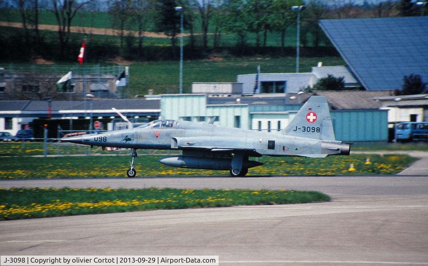J-3098, 1981 Northrop F-5E Tiger II C/N L.1098, Payerne 2003