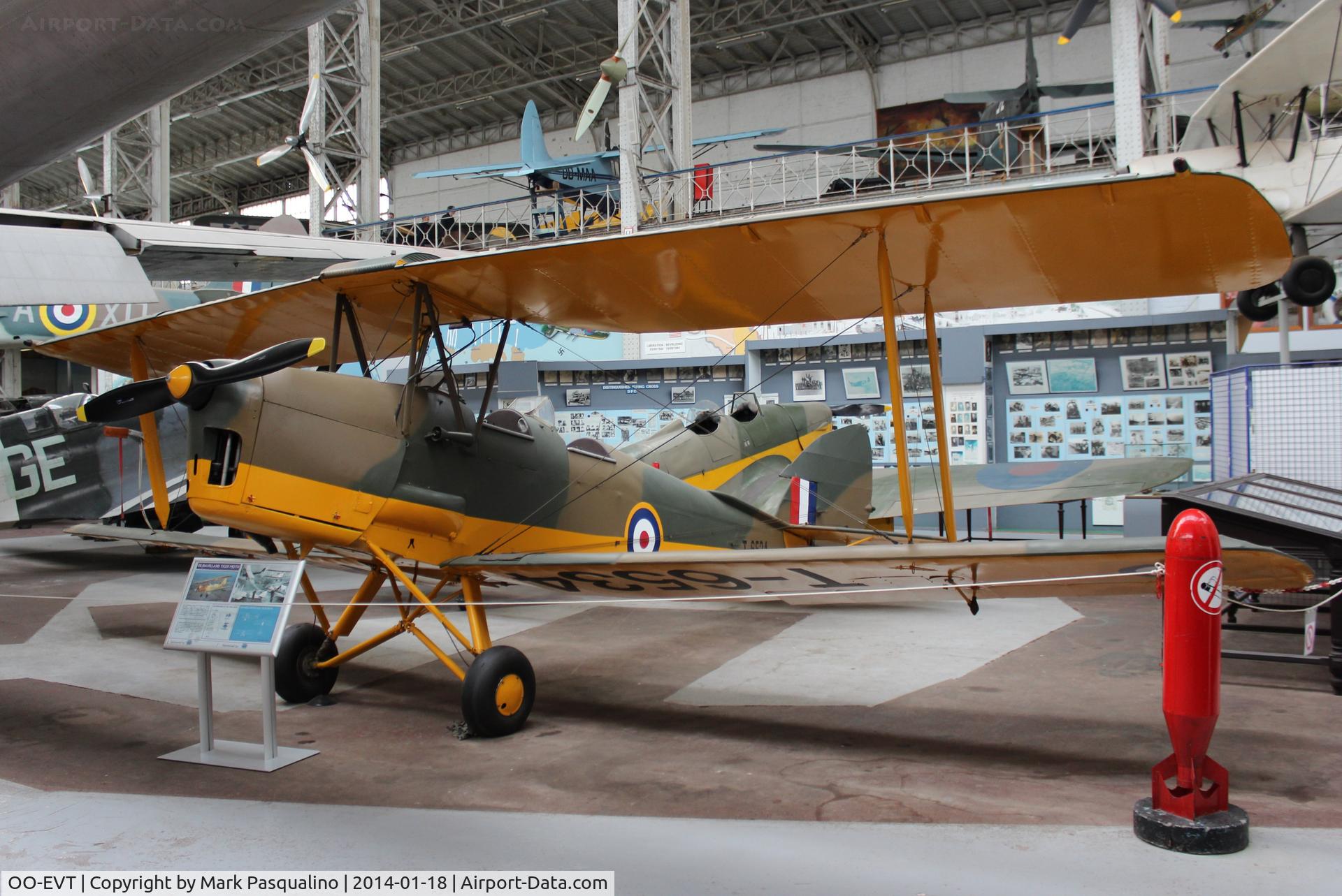 OO-EVT, 1941 De Havilland DH-82A Tiger Moth II C/N 84875, DH-82A