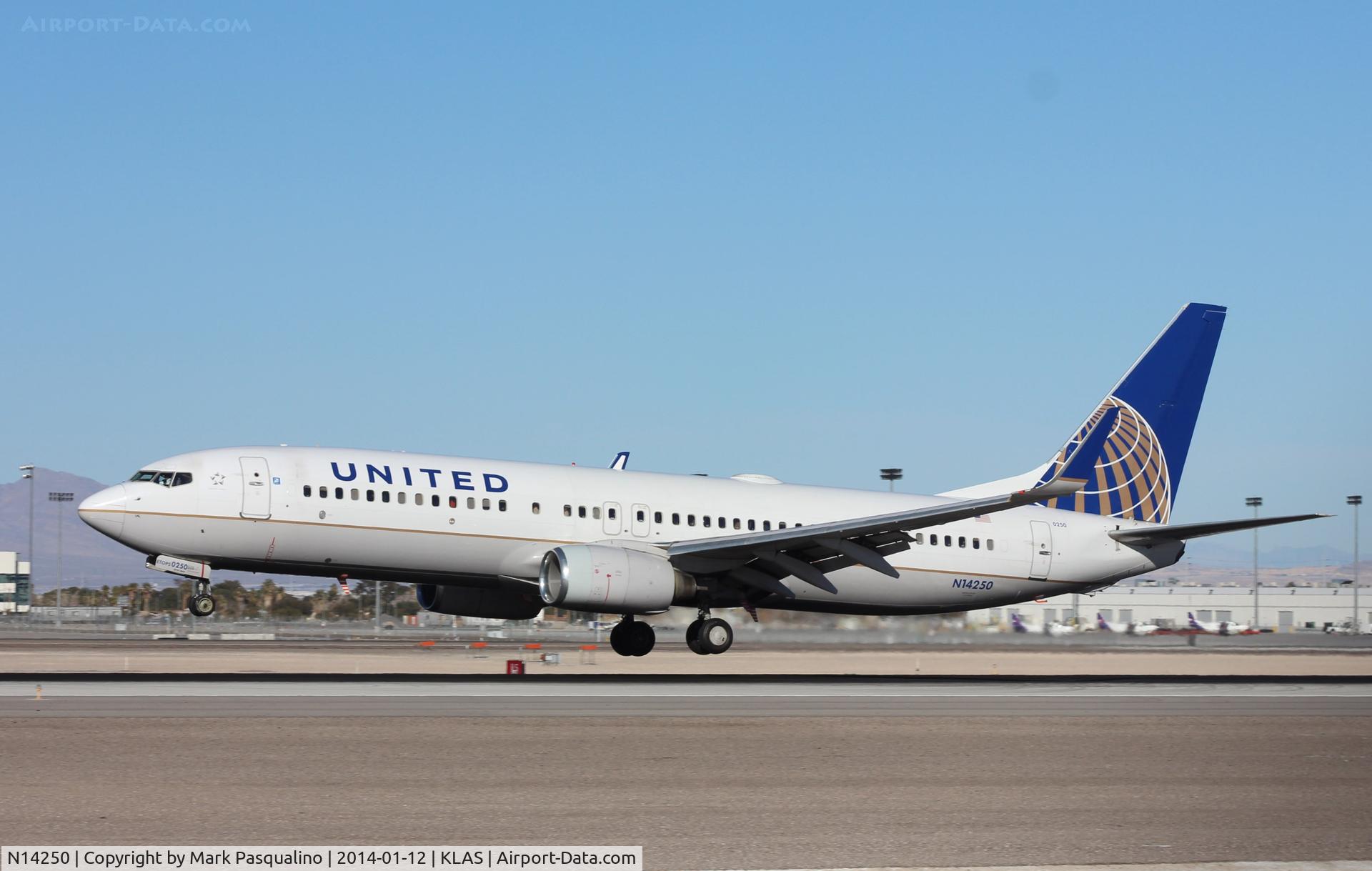 N14250, 1999 Boeing 737-824 C/N 28957, Boeing 737-800