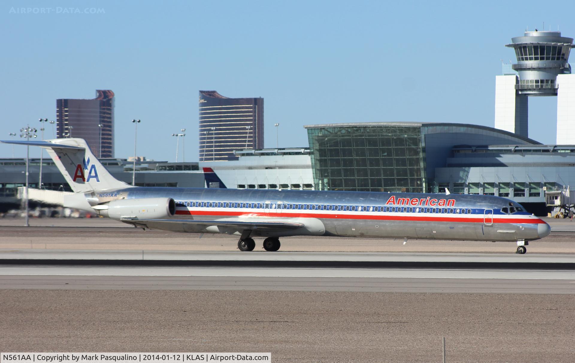 N561AA, 1991 McDonnell Douglas MD-82 (DC-9-82) C/N 53091, MD-82