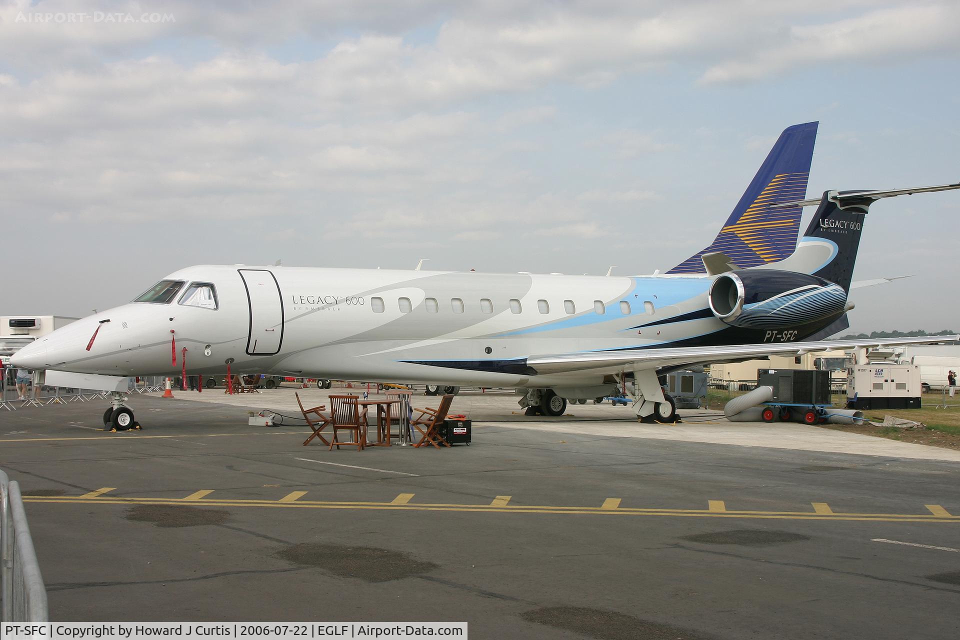 PT-SFC, 2008 Embraer 175LR (ERJ-170-200LR) C/N 17000226, Legacy 600. Farnborough Air Show 2006.