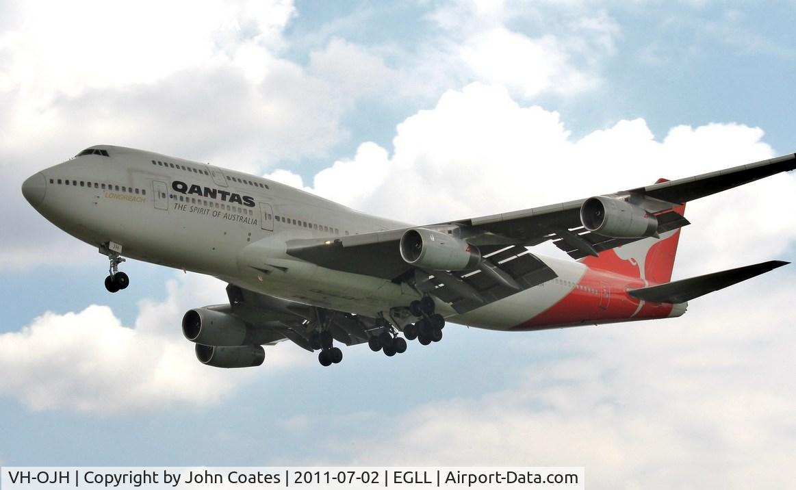 VH-OJH, 1990 Boeing 747-438 C/N 24806, Finals to 27L