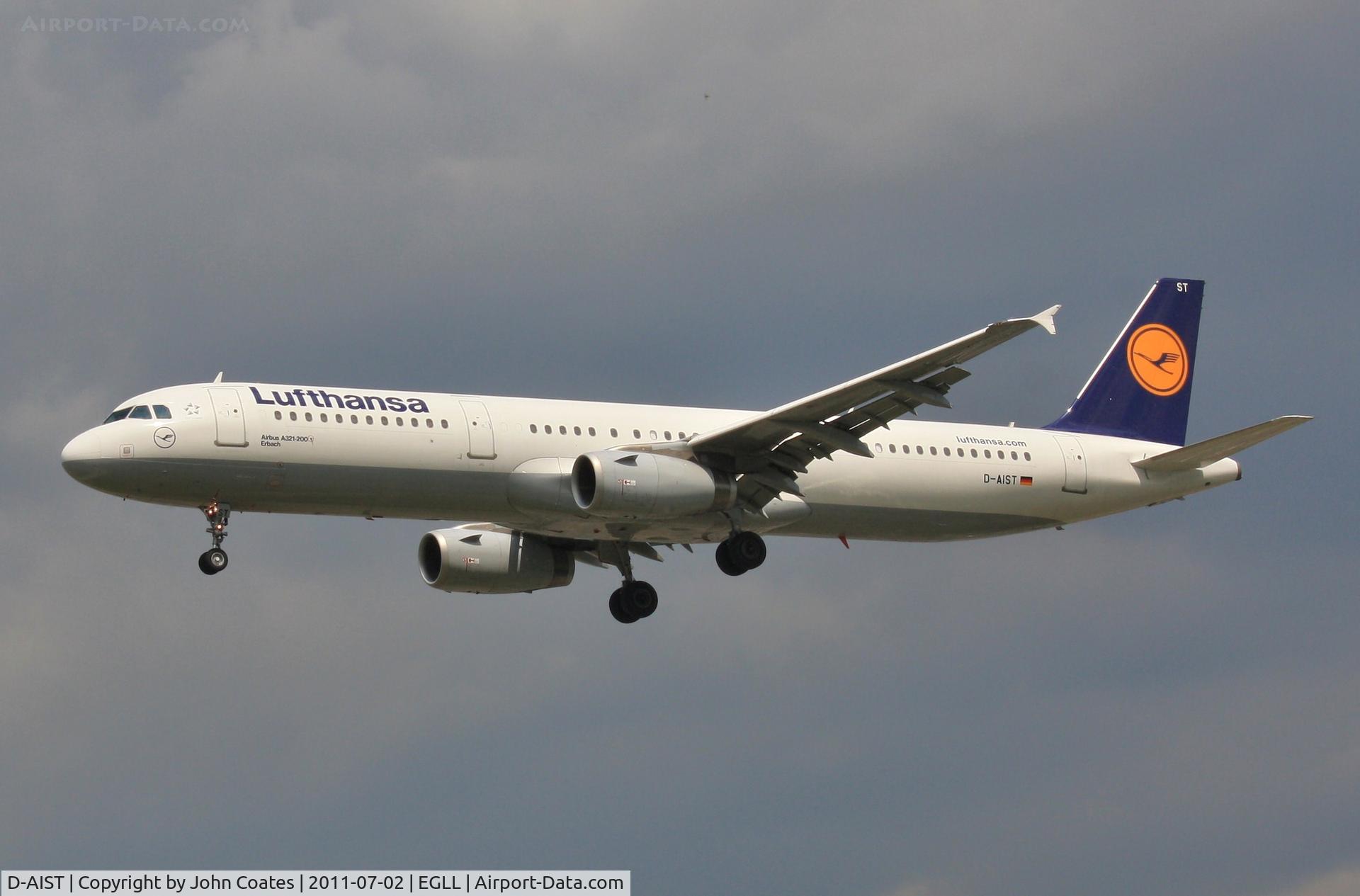 D-AIST, 2009 Airbus A321-231 C/N 4005, Finals to 27L