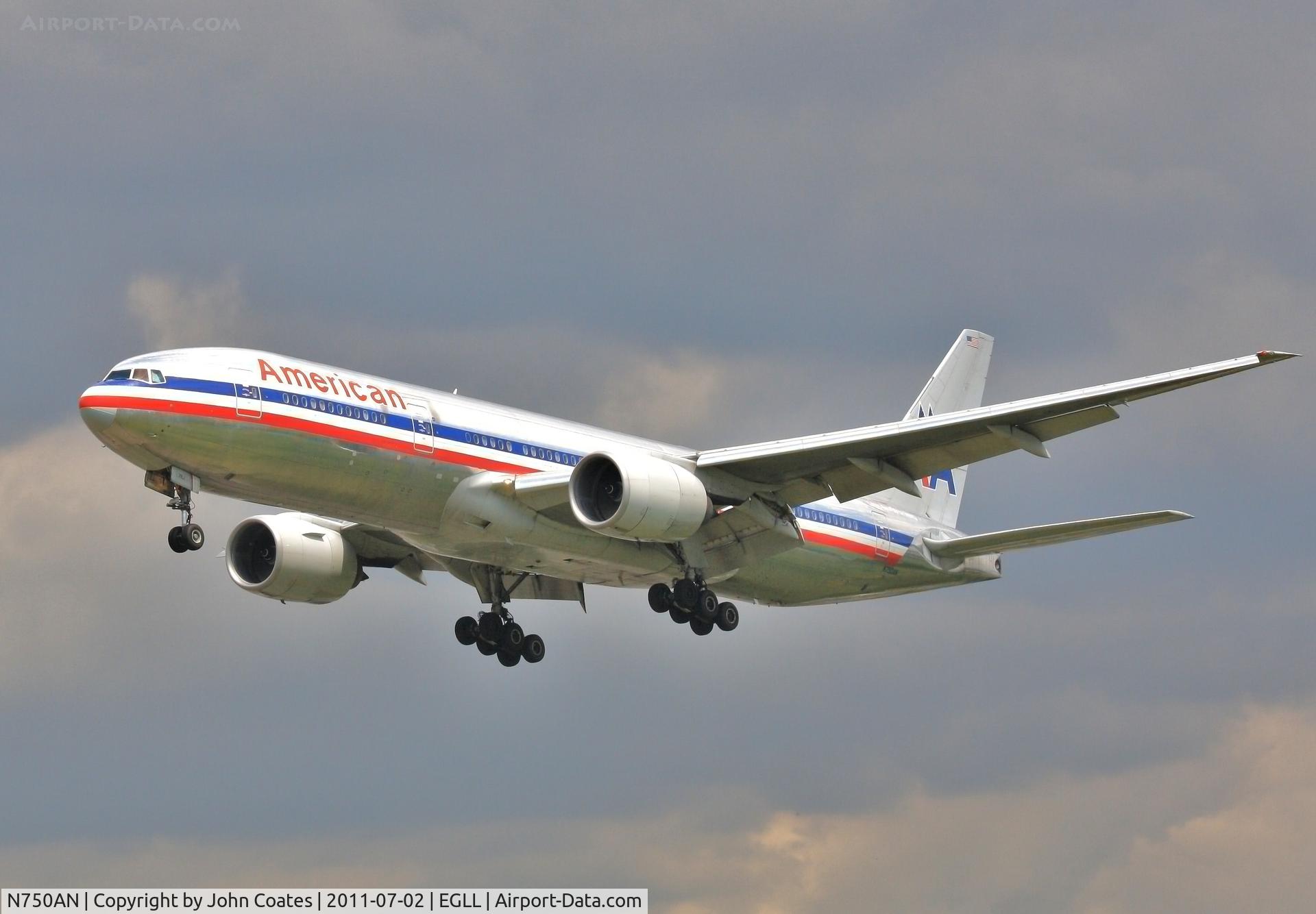 N750AN, 2001 Boeing 777-223 C/N 30259, Finals to 27L