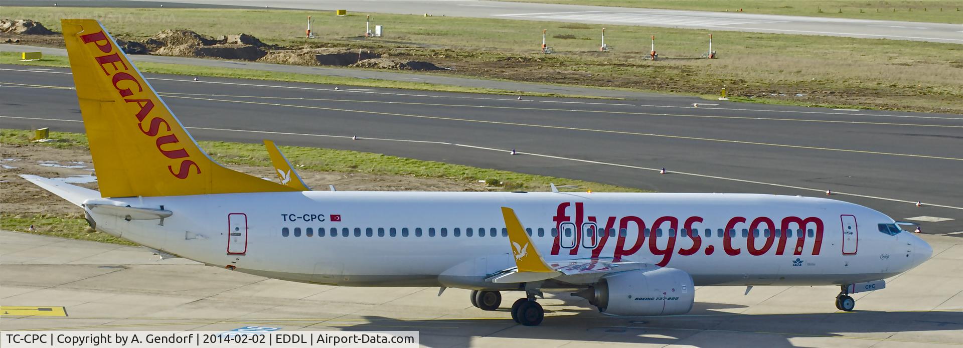 TC-CPC, 2012 Boeing 737-82R C/N 40878, Pegasus, is here taxiing to the runway at Düsseldorf Int'l(EDDL)