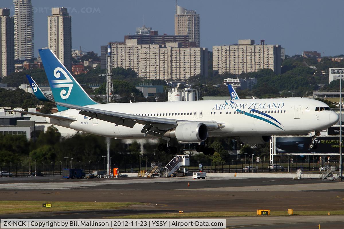 ZK-NCK, 1997 Boeing 767-319/ER C/N 26971, from AKL as NZ101