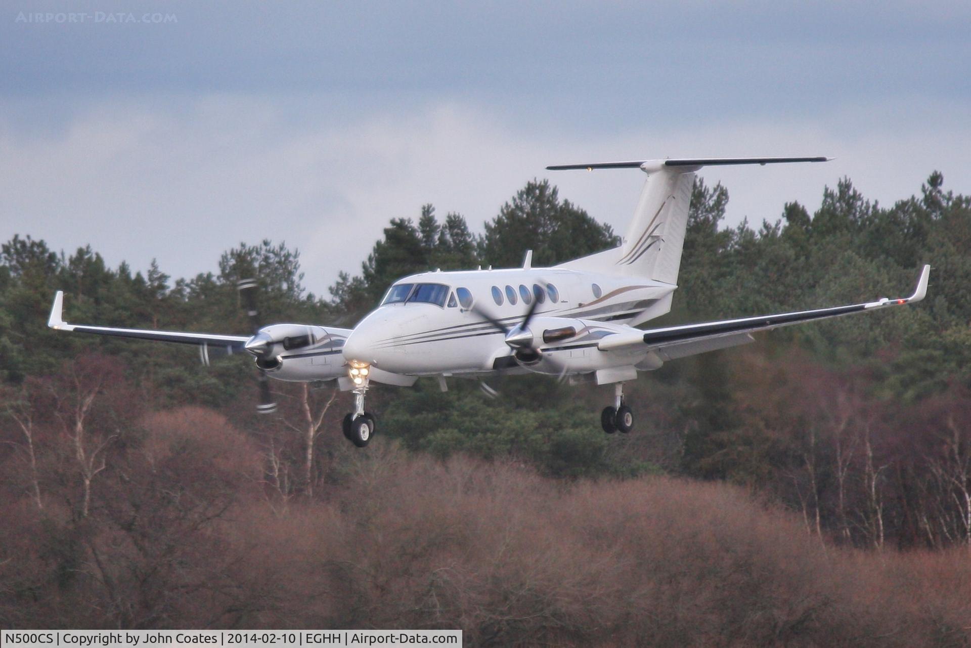 N500CS, 1980 Beech 200 C/N BB-773, On approach to 26