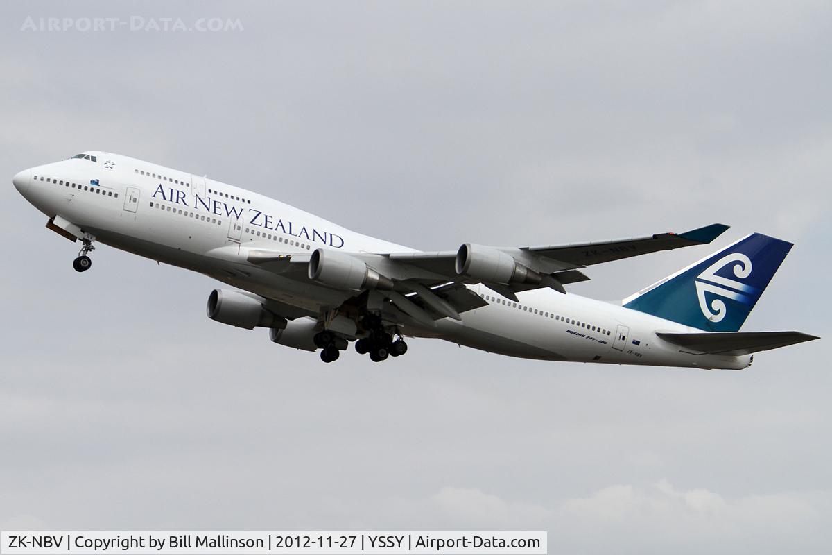 ZK-NBV, 1998 Boeing 747-419 C/N 26910, away to AKL