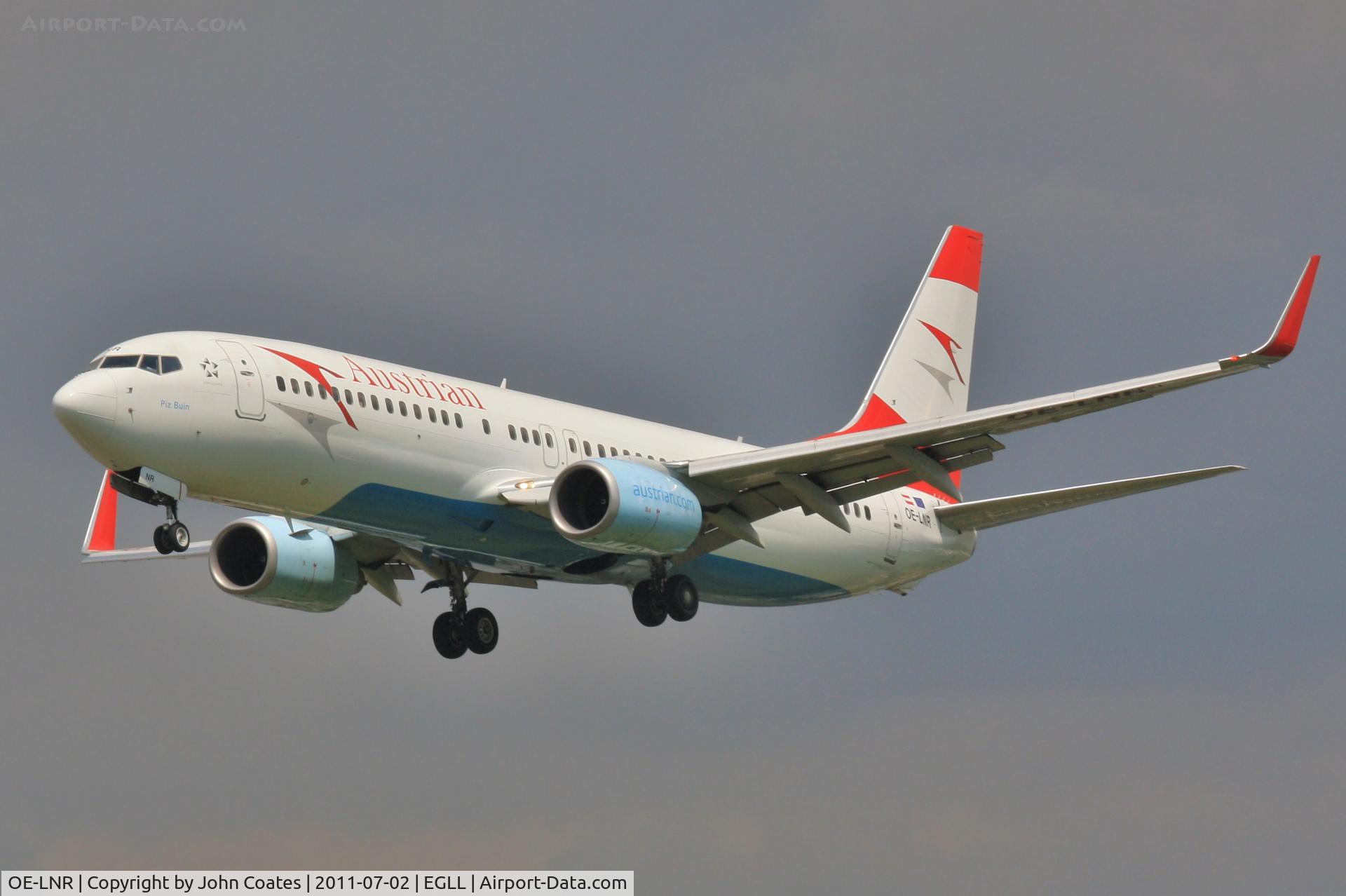 OE-LNR, 2005 Boeing 737-8Z9 C/N 33833, Finals to 27L