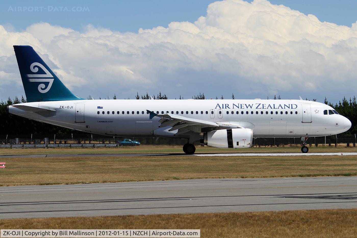 ZK-OJI, 2004 Airbus A320-232 C/N 2297, taxi from 29