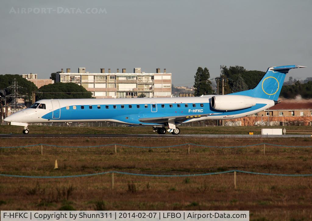 F-HFKC, 2000 Embraer ERJ-145LR (EMB-145LR) C/N 145282, Ready for take off rwy 32R
