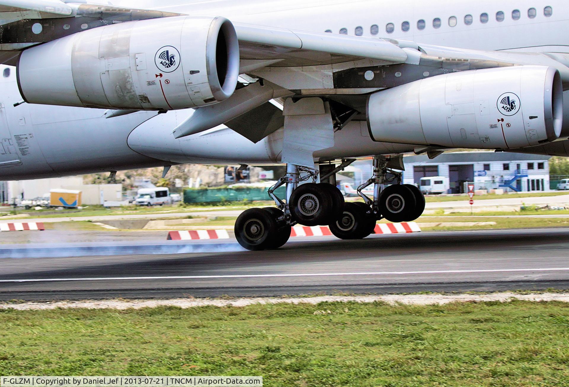 F-GLZM, 1998 Airbus A340-313X C/N 237, F-GLZM