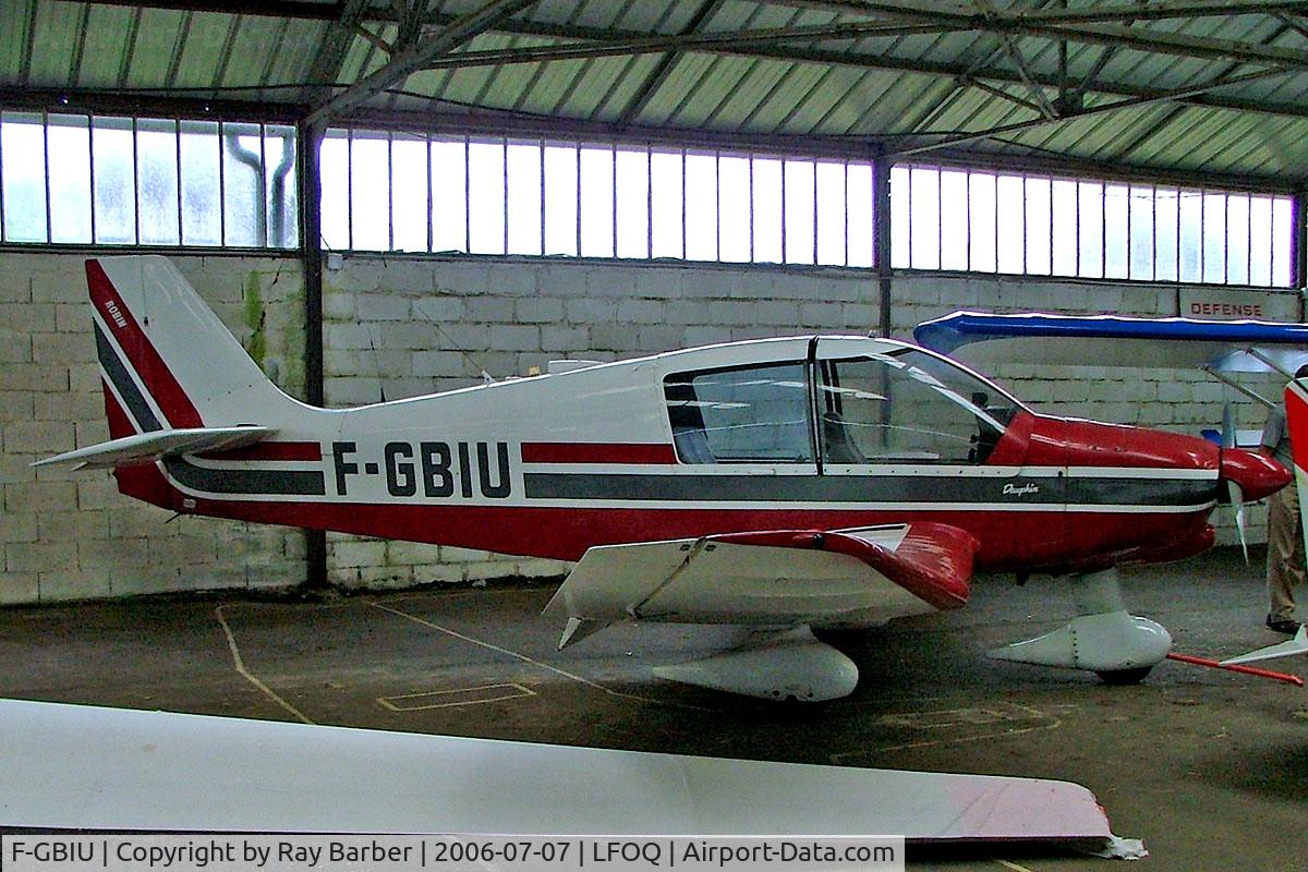 F-GBIU, Robin DR-400-140B Major C/N 1338, Robin DR.400-140B Dauphin [1338] Blois-Le-Breuil~F~07/07/2006