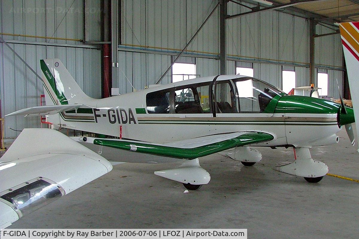 F-GIDA, Robin DR-400-180 Regent C/N 1838, Robin DR.400/180 Regent [1838] Orleans-St. Denis~F 06/07/2006